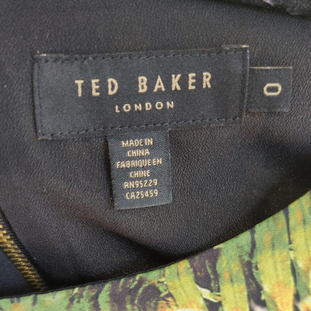 Like New Ted Baker Dondri Tropical Dove Printed Shift Short Dress - Picture 7 of 8